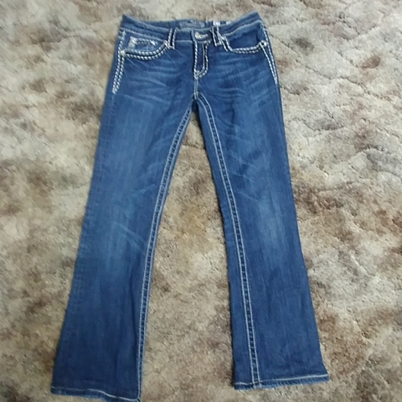 Jeans - Picture 1 of 3